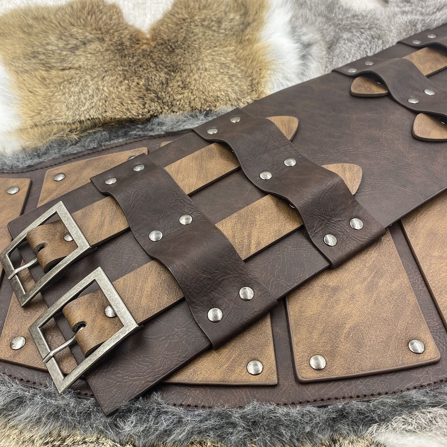 Eirik Nordic Leather Waist Seal
